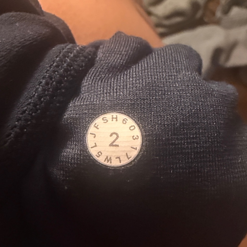 Lululemon Align Leggings - Picture 4 of 4